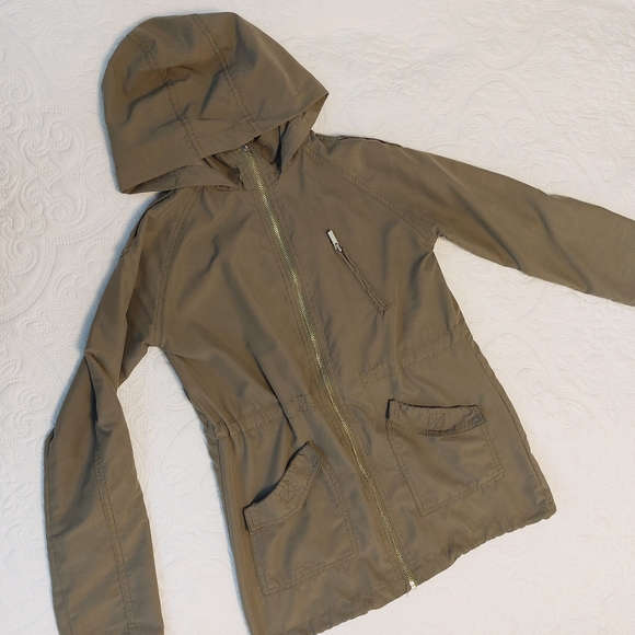 Army green jacket 🌲 - Picture 1 of 6